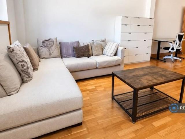 House for rent in Kentish Town, Greater London
