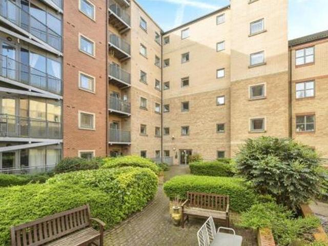 House for sale in Lakeside, South Yorkshire