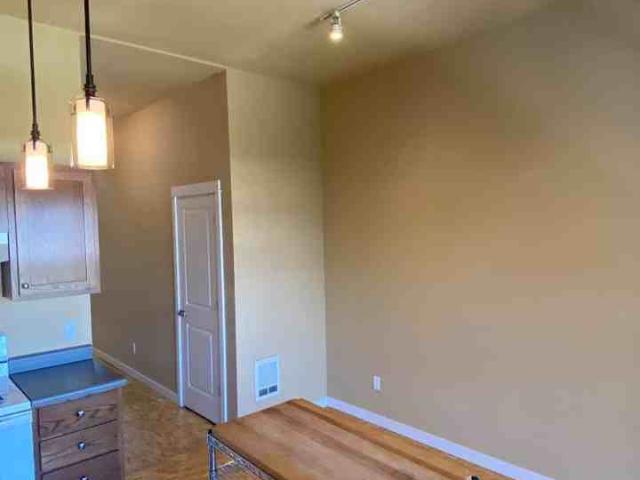 Apartment for rent in Kenton, Portland