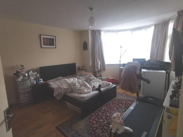 Apartment for rent in Wealdstone, Greater London