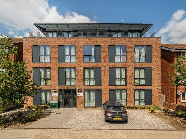 Studio for rent in London Borough of Brent, Greater London