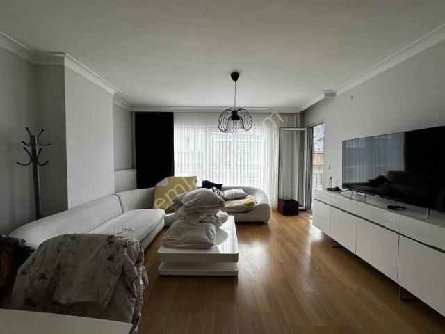 Sariyer, İstanbul içerisinde kiralık mülk
