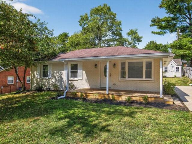 House for sale in Versailles, Kentucky
