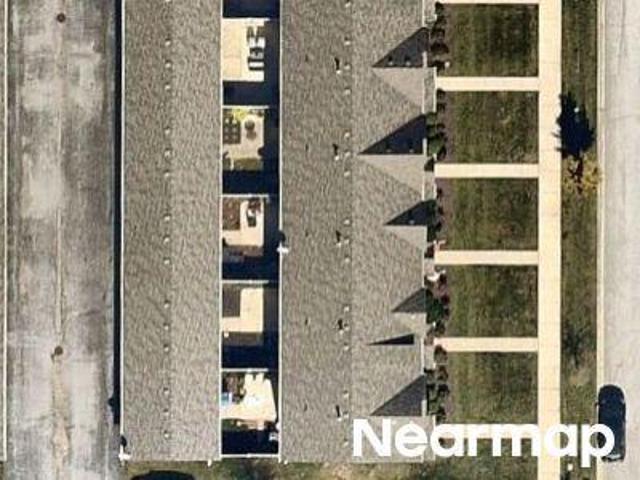 Townhouse for sale in Crown Point, Indiana