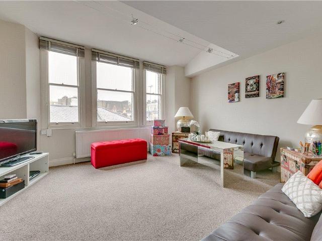Apartment for rent in Earl's Court, Greater London