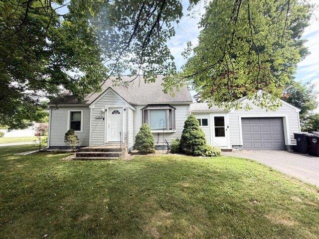 House for sale in Hampden, Massachusetts