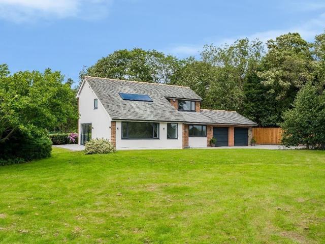 House for rent in Lane Head, Warrington