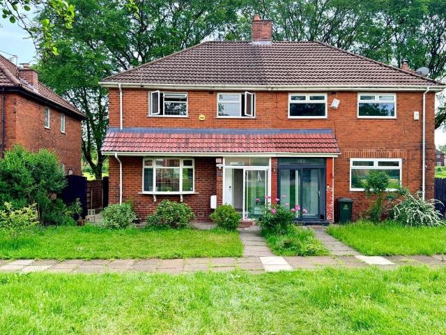 House for rent in Burnedge, Greater Manchester