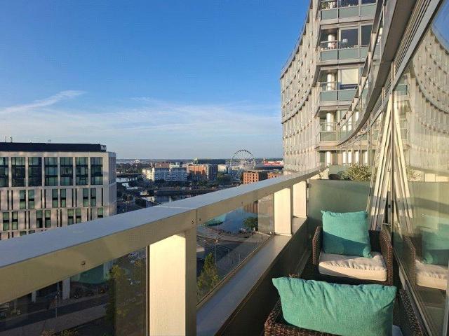 Apartment for rent in Waterfront, Calderstones