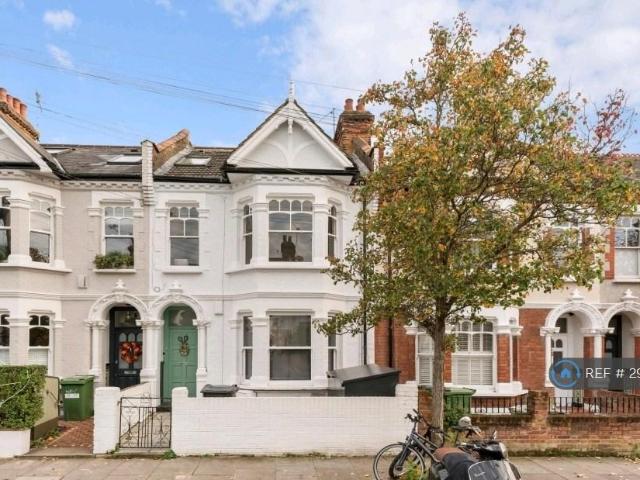 Apartment for rent in Fulham, Greater London