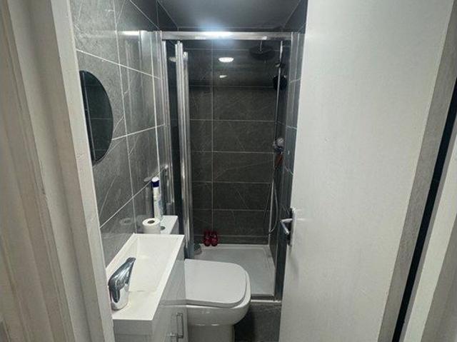 Room for rent in Maryland, Greater London