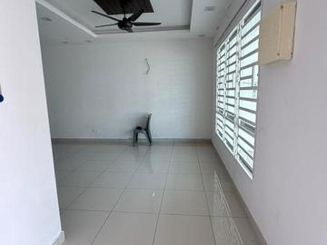 Terraced House for rent in Wellesley, Penang