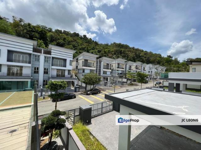 House for sale in Sendayan Village, Negeri Sembilan