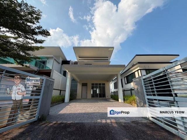 House for sale in Sendayan Village, Negeri Sembilan