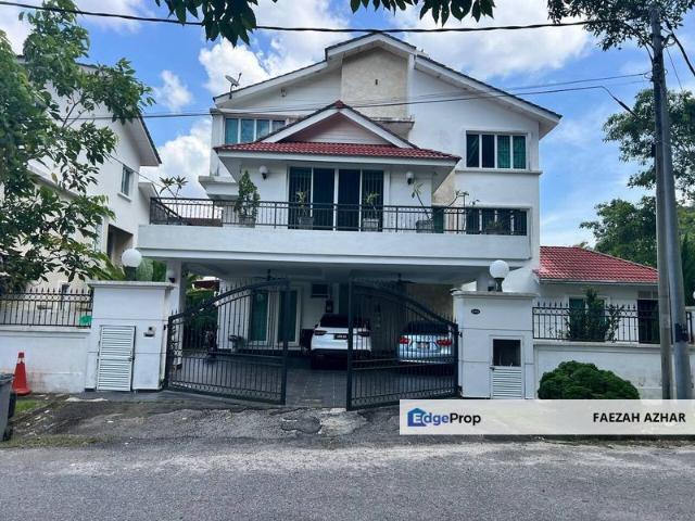 House for sale in Sendayan Village, Negeri Sembilan