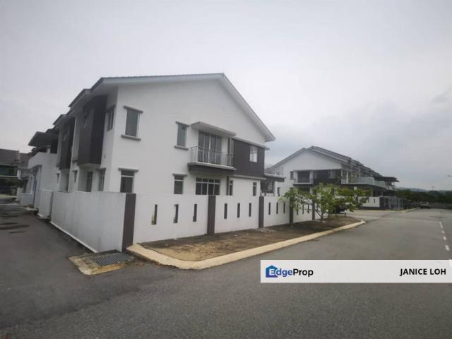 House for sale in Sendayan Village, Negeri Sembilan