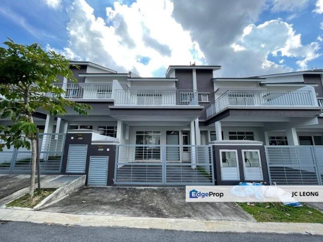 House for sale in Sendayan Village, Negeri Sembilan