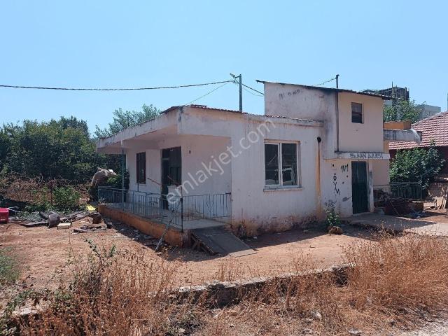 Kepez, Sütçüler Mahallesi içerisinde kiralık Villa