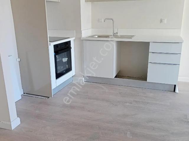 Sur Yapı Antalya Kentsel Dönüşüm İnşaat Alanı, Kepez içerisinde kiralık mülk