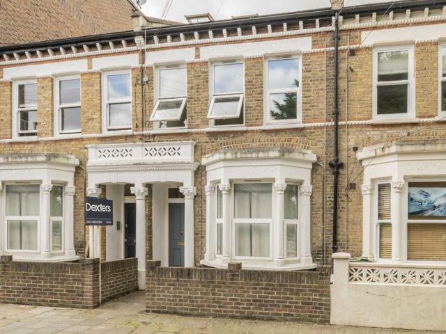 House for rent in Stockwell, Greater London