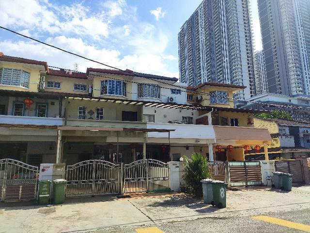 Townhouse for rent in Kepong, Kuala Lumpur