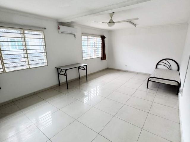 Room for rent in Kepong, Kuala Lumpur