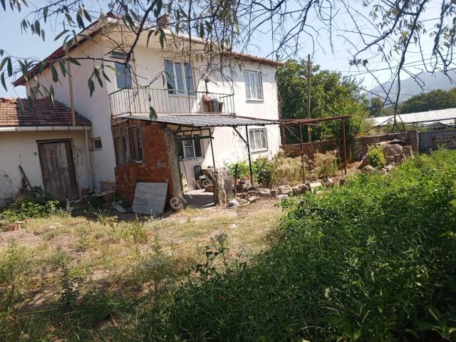 Işıklar, Kepsut içerisinde satılık Villa