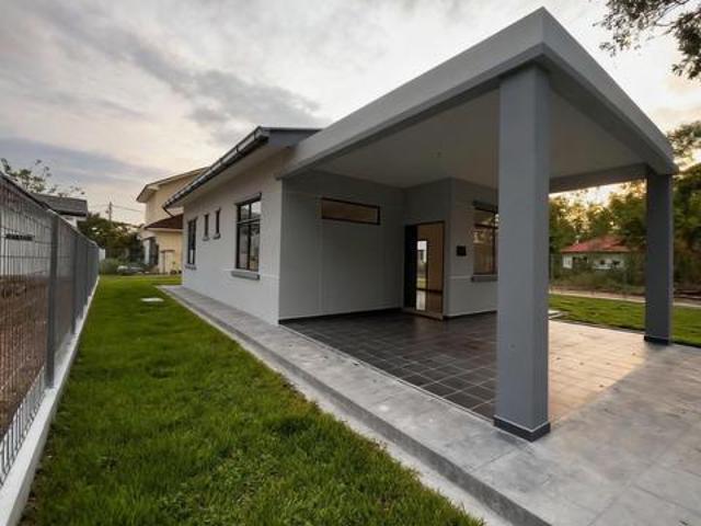 Bungalow for sale in Kajang, Langat