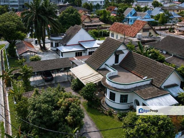 House for sale in Country Heights Damansara, Kuala Lumpur