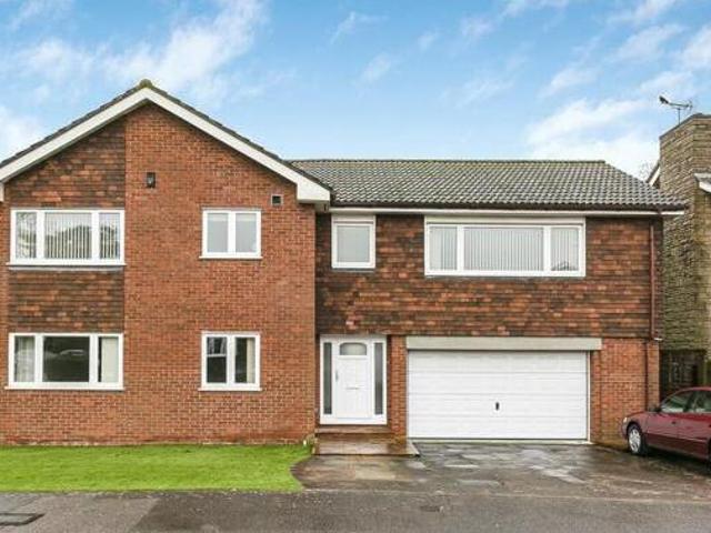 House for sale in Potters Bar
