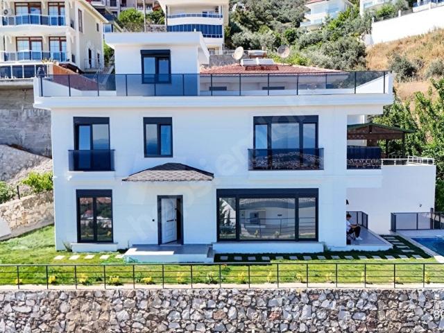Edremit, Balikesir içerisinde satılık Villa