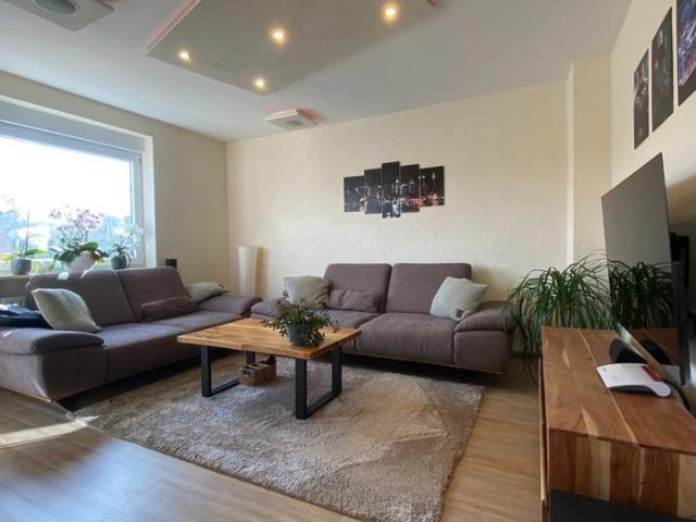 Wohnung kaufen in Maroth, Bayern