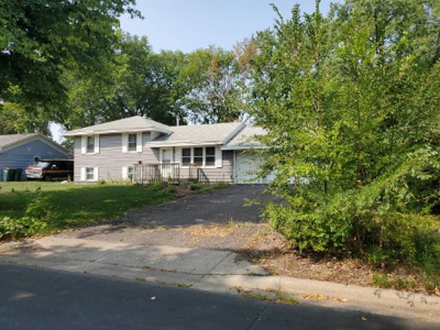 House for sale in Coon Rapids, Minnesota