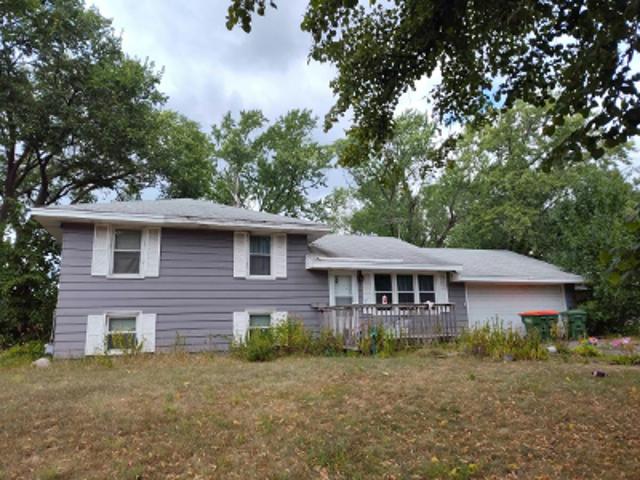 House for sale in Coon Rapids, Anoka County