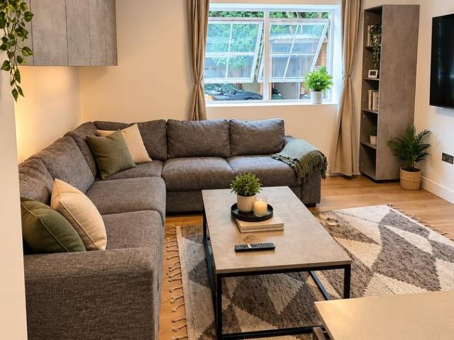 House for rent in Rainsough, Bury