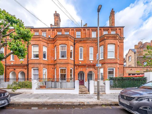House for rent in London Borough of Wandsworth, Greater London