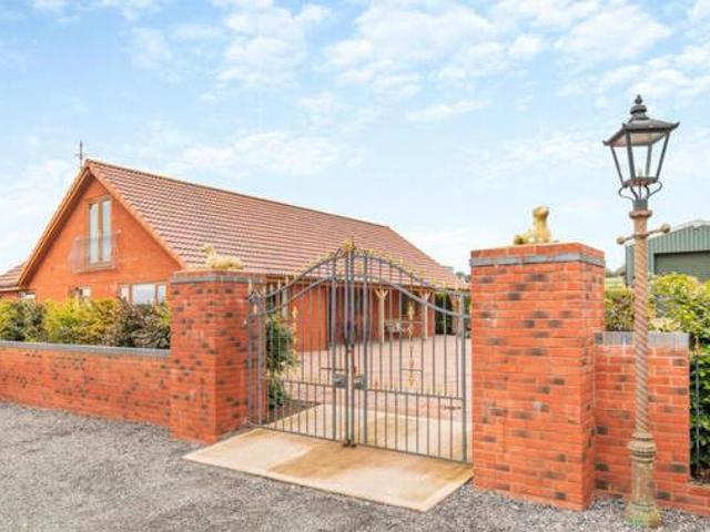 House for sale in Newton St Cyres, Devon