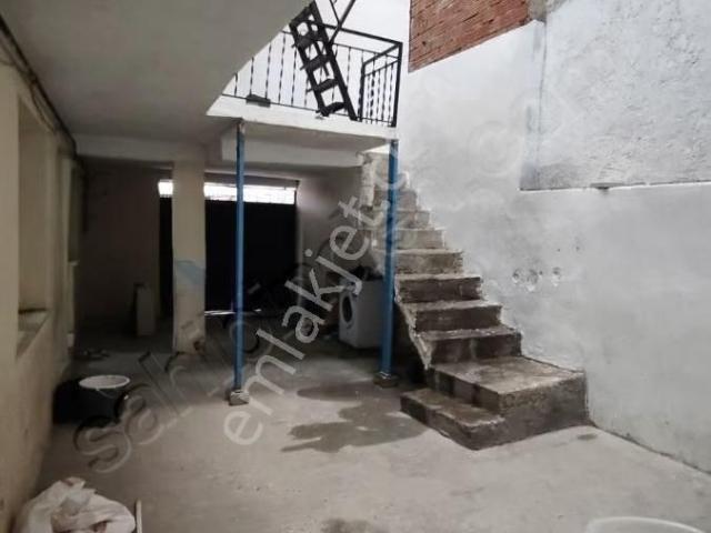 Turgutlu, Manisa içerisinde satılık Villa