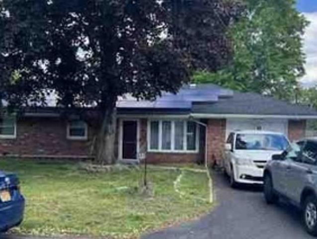 House for sale in Piscataway Township, Middlesex County