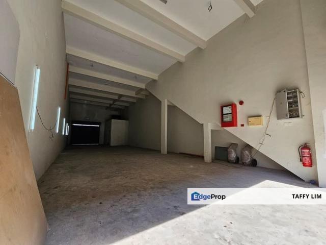 Warehouse for rent in Alam Impian, Selangor