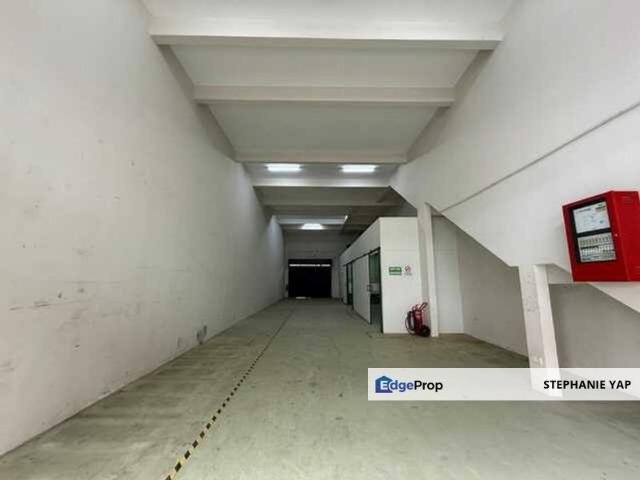 Warehouse for rent in Alam Impian, Selangor