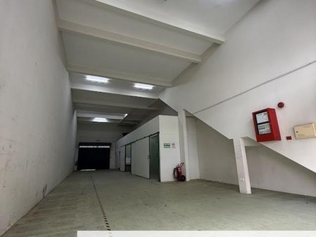 Warehouse for rent in Alam Impian, Selangor