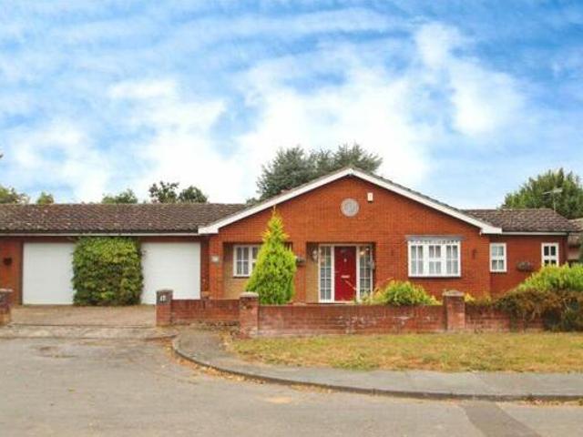 House for sale in Key Street, Suffolk