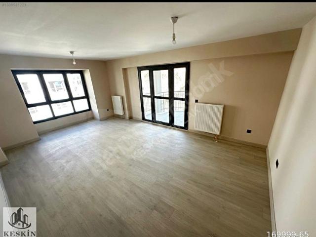 Kemer Mahallesi, Esenler içerisinde satılık mülk