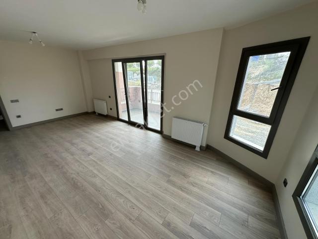 Esenler, İstanbul içerisinde satılık mülk