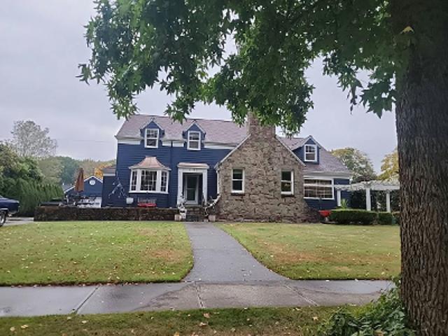 House for sale in Longview, Cowlitz County