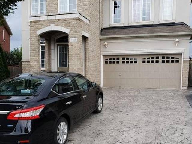 House for rent in Oakville