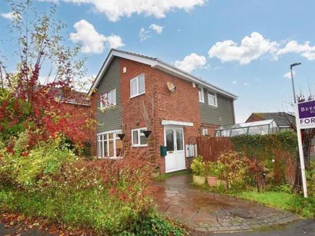 House for sale in Thorpe Hesley, South Yorkshire
