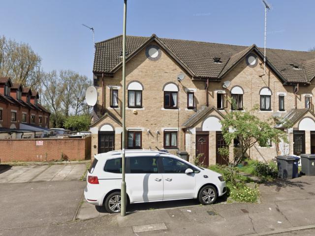 House for rent in Grahame Park, Greater London