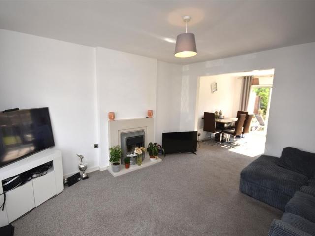 House for rent in Grange, Saughall Massie